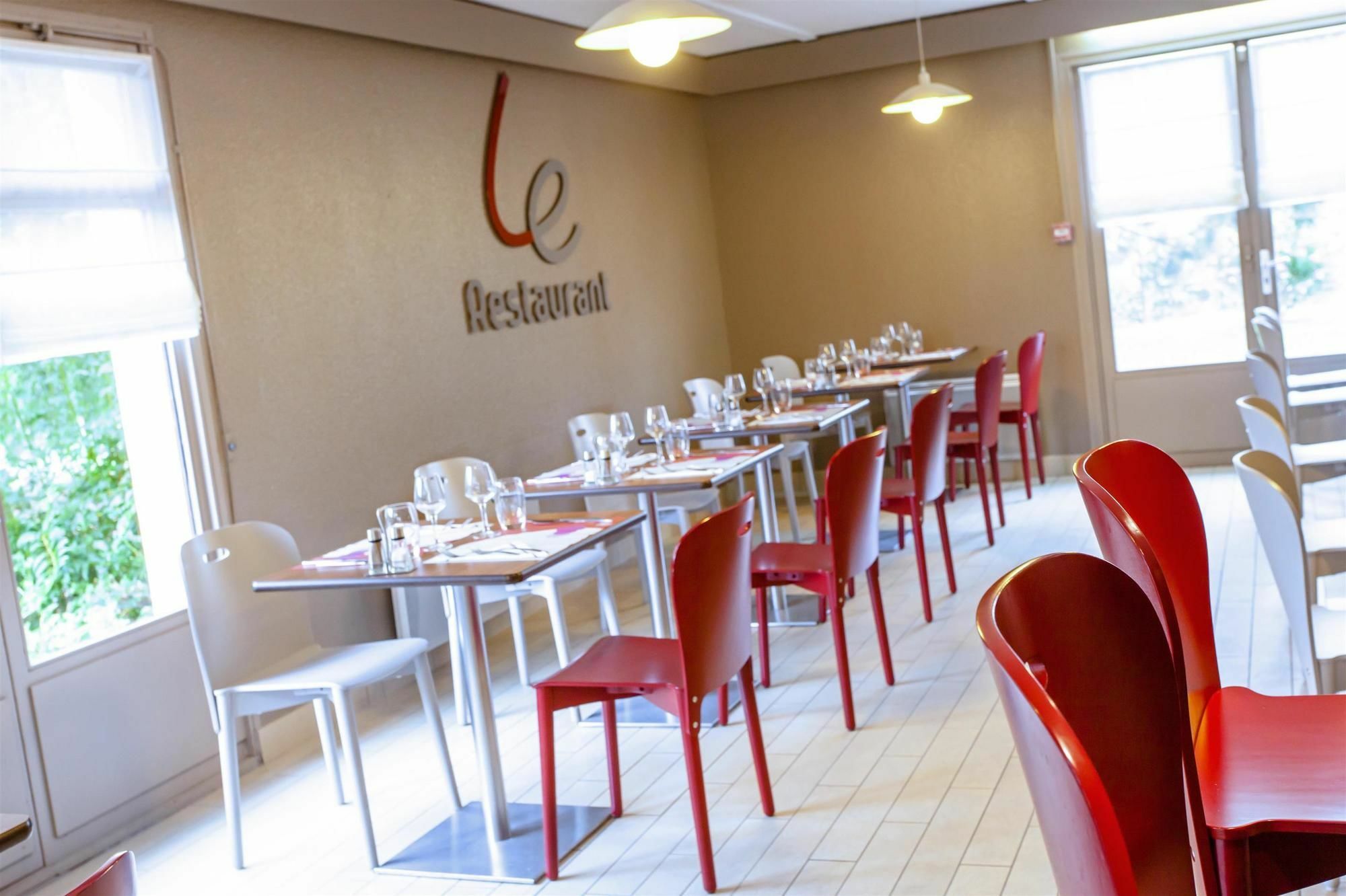 Kyriad Montauban Sud - Albasud Exterior photo